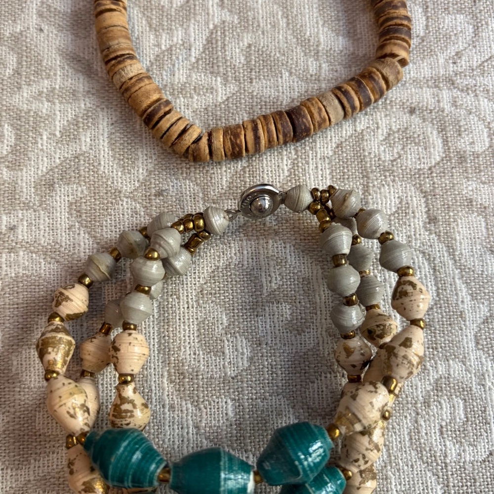Bracelets - Picture 4 of 5